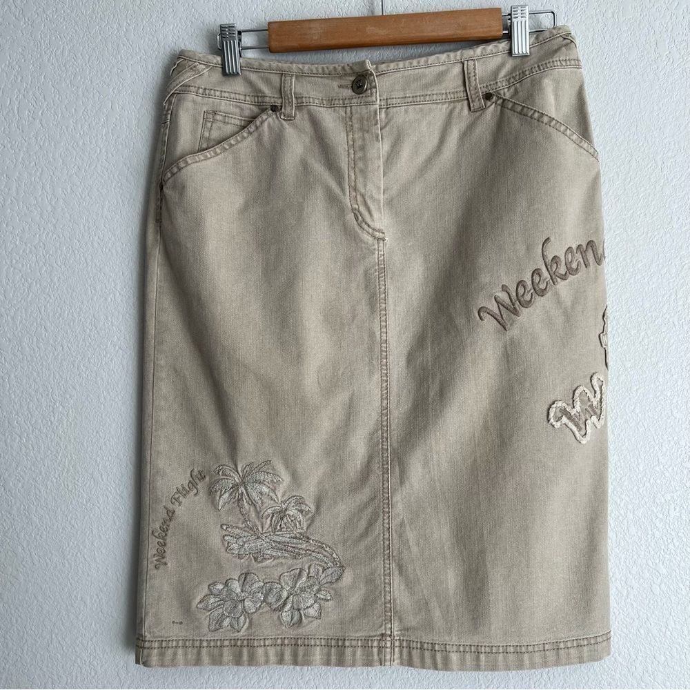 Weekender MaxMara Embroidered Skirt Size 8 Beige